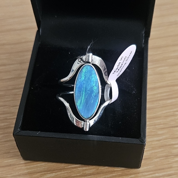 925 Fire Opal Gemstone Ring size 7.5 - Picture 2 of 5